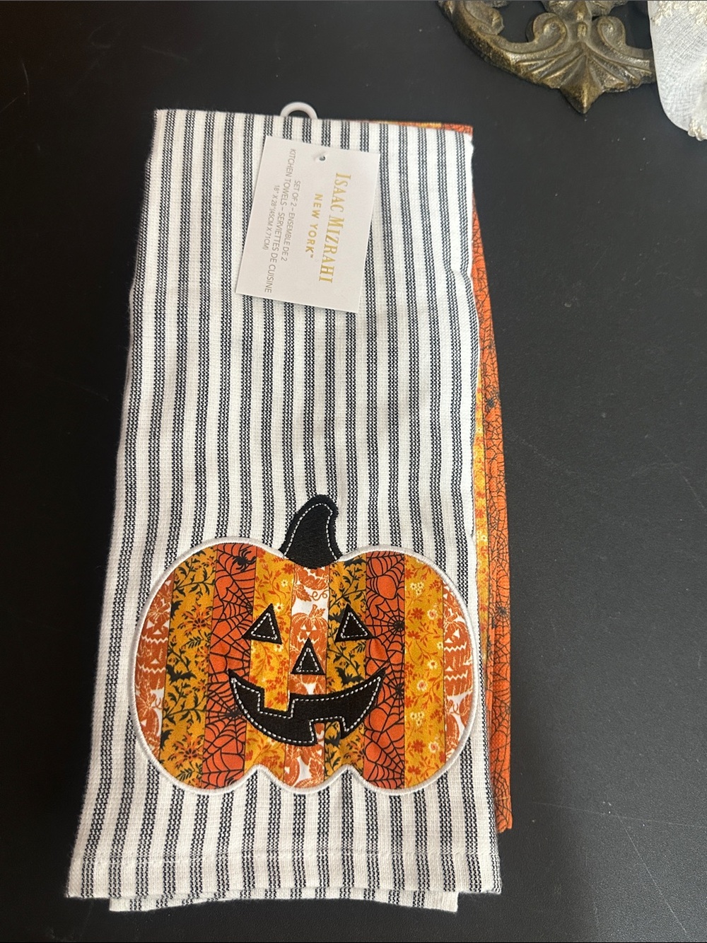 Isaac Mizrahi set of 2 pumpkin 🎃 Halloween kitchen towels
